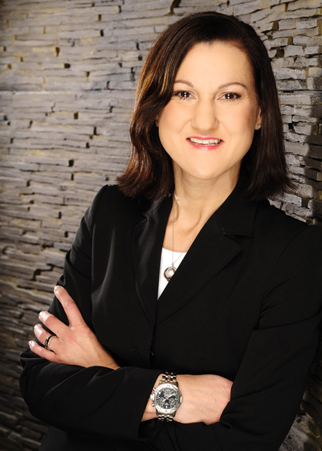 Janine Vorderwülbecke, Steuerberaterin